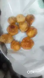 Chat tikki bhale gol gappe chowmin pav bhaji