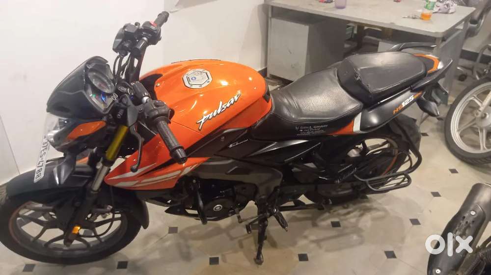Pulsar ns 125