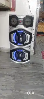 Solo tower DJ speaker