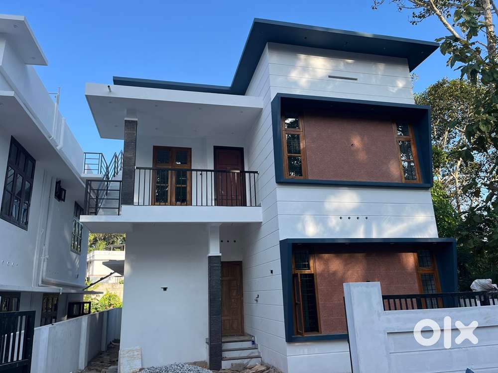 Good Residential House Powdikonam