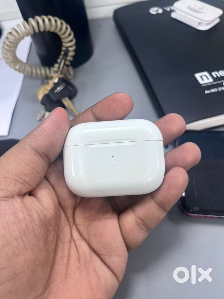 Airpods Pro 1 With Magsafe charging case
