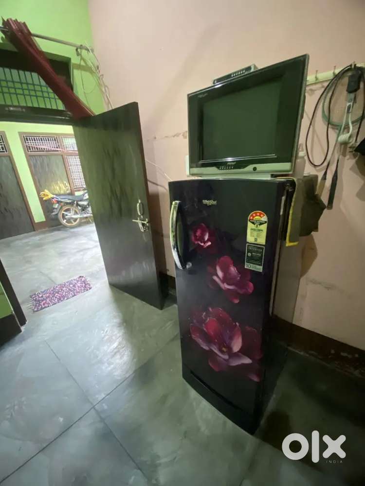 Whirlpool fridge 200 litre 4 star