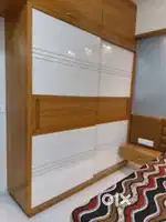 फलेट ओफिस बंगलो में वुडन फर्नीचर ऐंड ओल वकॅ सोल्यूशन टु अरजंन्ट वकॅ
