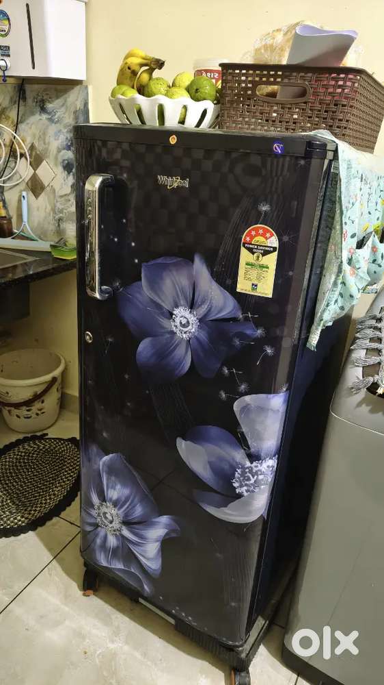Whirlpool 190 litre fridge