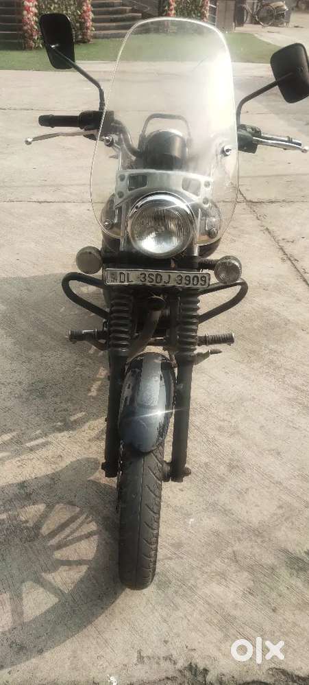 BAJAJ AVENGER 150 STREET 1ST  OWNER BRAND NEW CONDITION ENGINE
