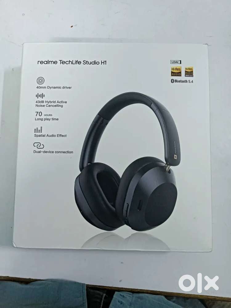 Realme Techlife studio h1 headphones