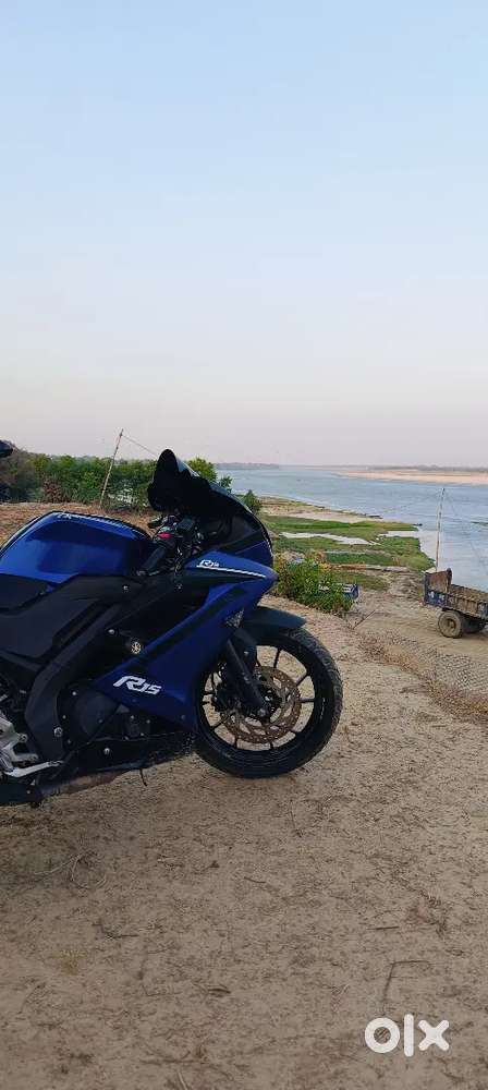Yamaha R15 v3 dual channel ABS BS4 MODEL POWER