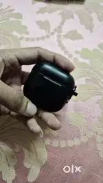 AIRPODS 4 UNDER WARRANTY