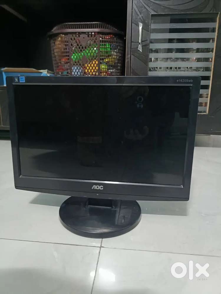 Moniter black