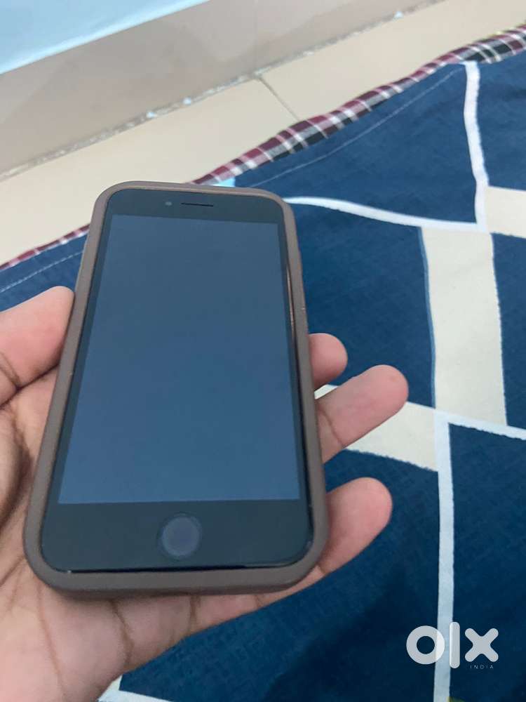 I phone SE