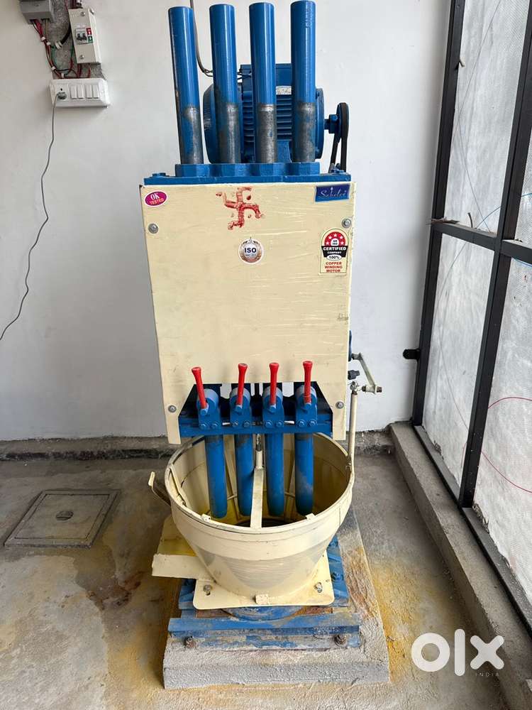 kandap machine 4 rod ekdum new masala chakki