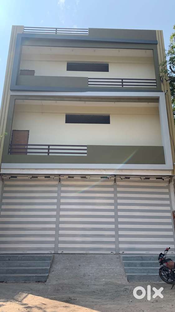 ऑफिस, शोरूम, बैंक, कोचिंग क्लासेज के लिए 1680 sqft place