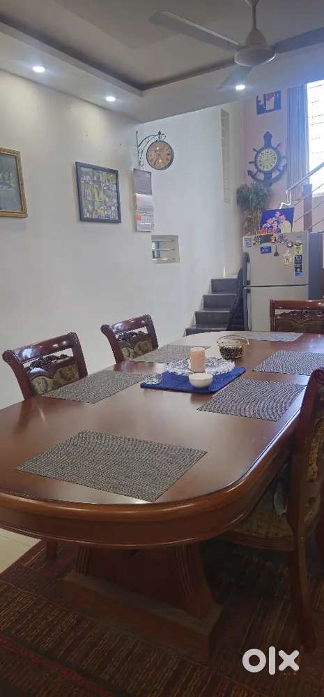 Dining table imported for sale