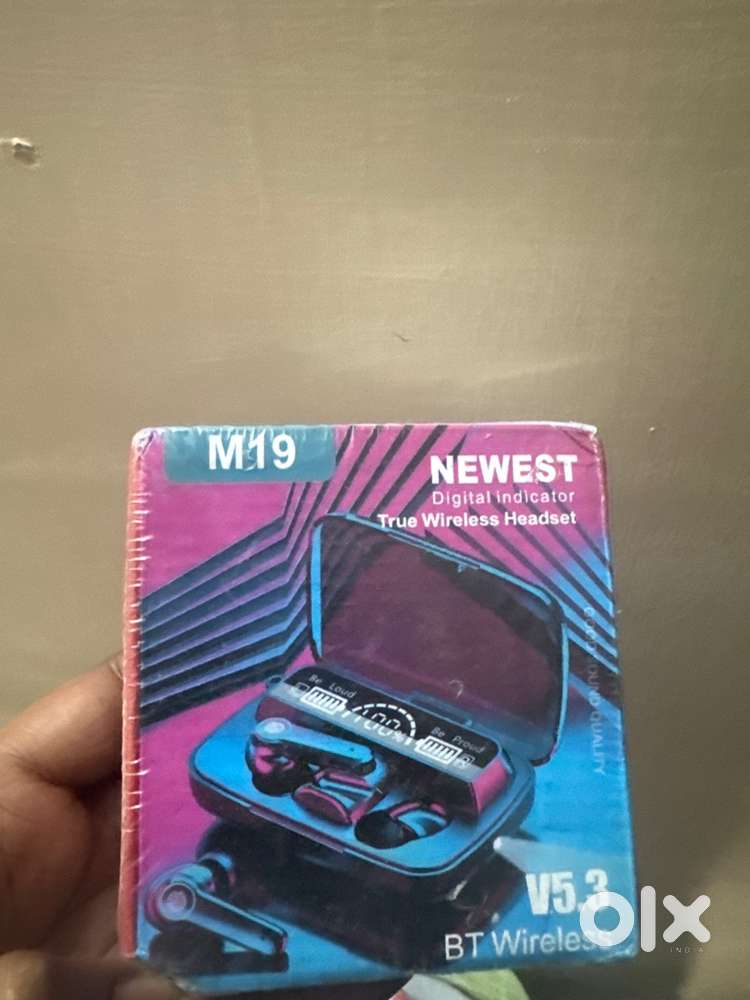 M19 earbuds in cheapest price