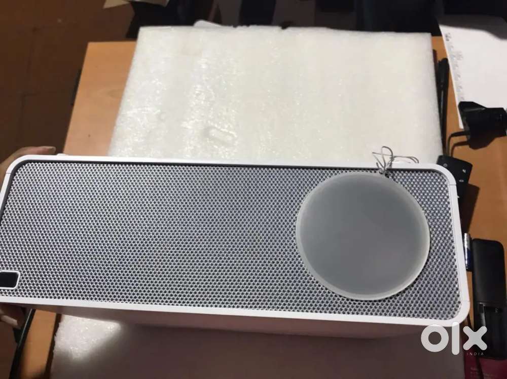 Android Projector 7000 Lumens