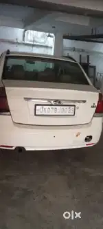 Mahindra e verito abs 2015 top model d6 5star