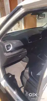 Hyundai Venue 2019 Petrol Well Maintained
