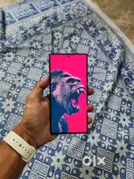 Samsung S22 Ultra 12 / 256