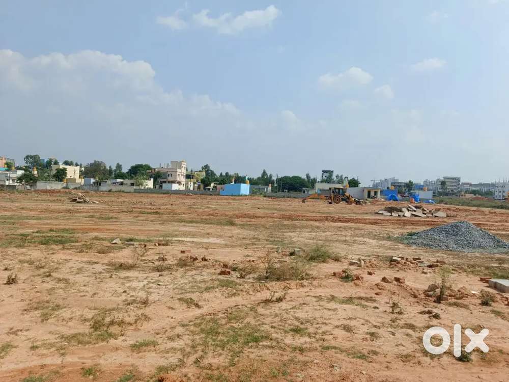 Plots for sale hosabroad metro station