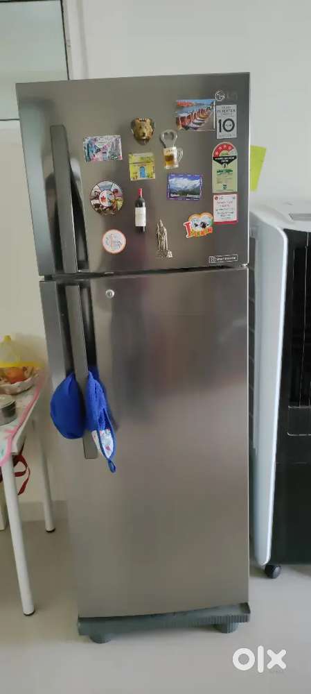 Double door fridge