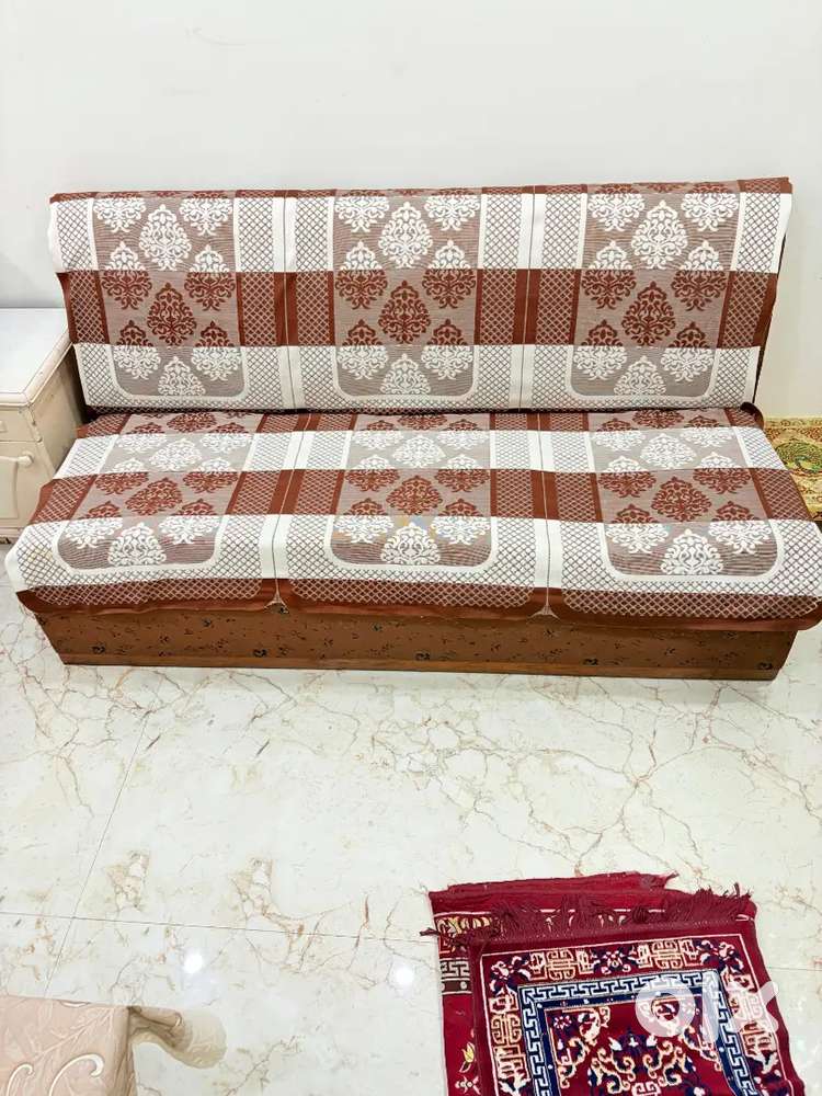3 seater sofa