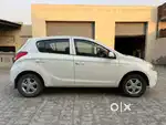 Hyundai i20 2011 Diesel 122000 Km Driven