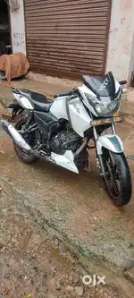 RTR Apache behtarin gadi A1