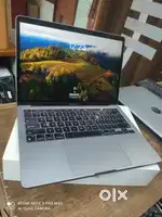 Macbook i5 Pro 2017 Retina space gray, 8gb DDR4, 256 SSD, 2gb graphics