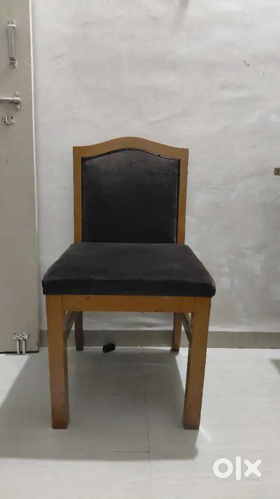 dining chairs(2 chair)