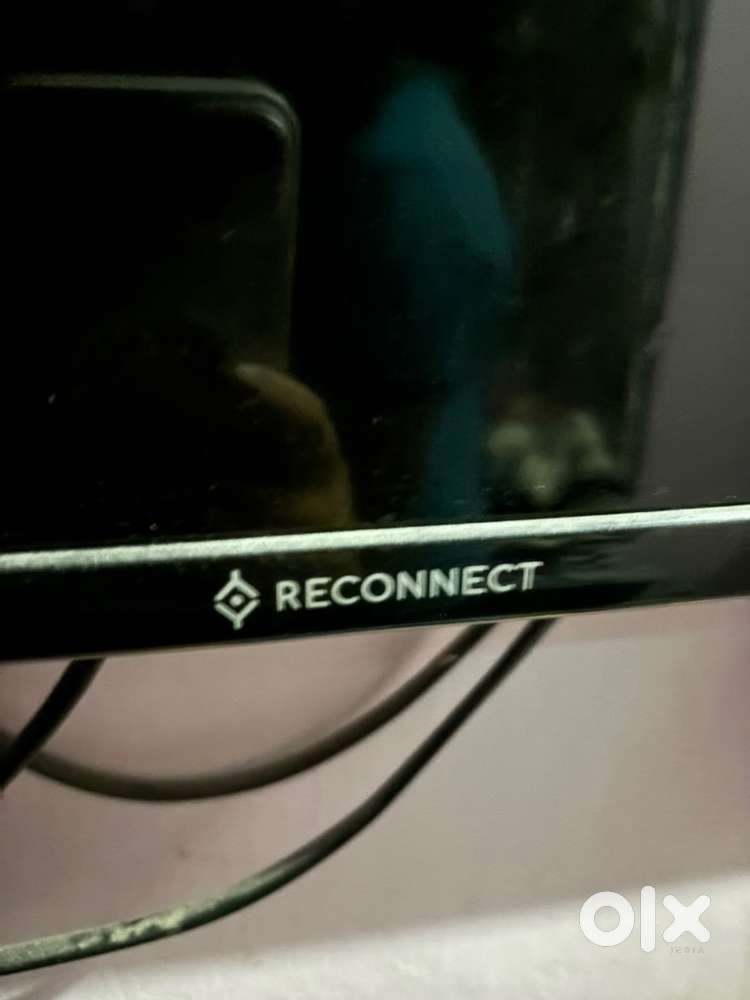 Reconnect tv 32 inches