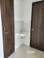 Premium location with good connectivity to IT parks and MIDC