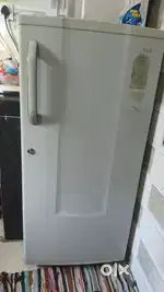 LG refrigerator in very good condition