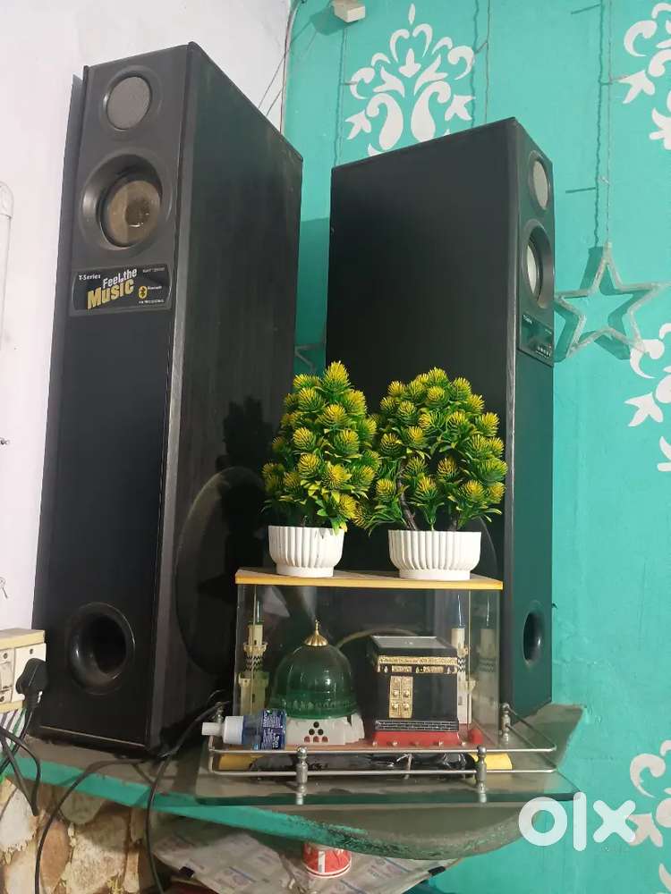 T-Series Blast Multimedia Tower Speaker