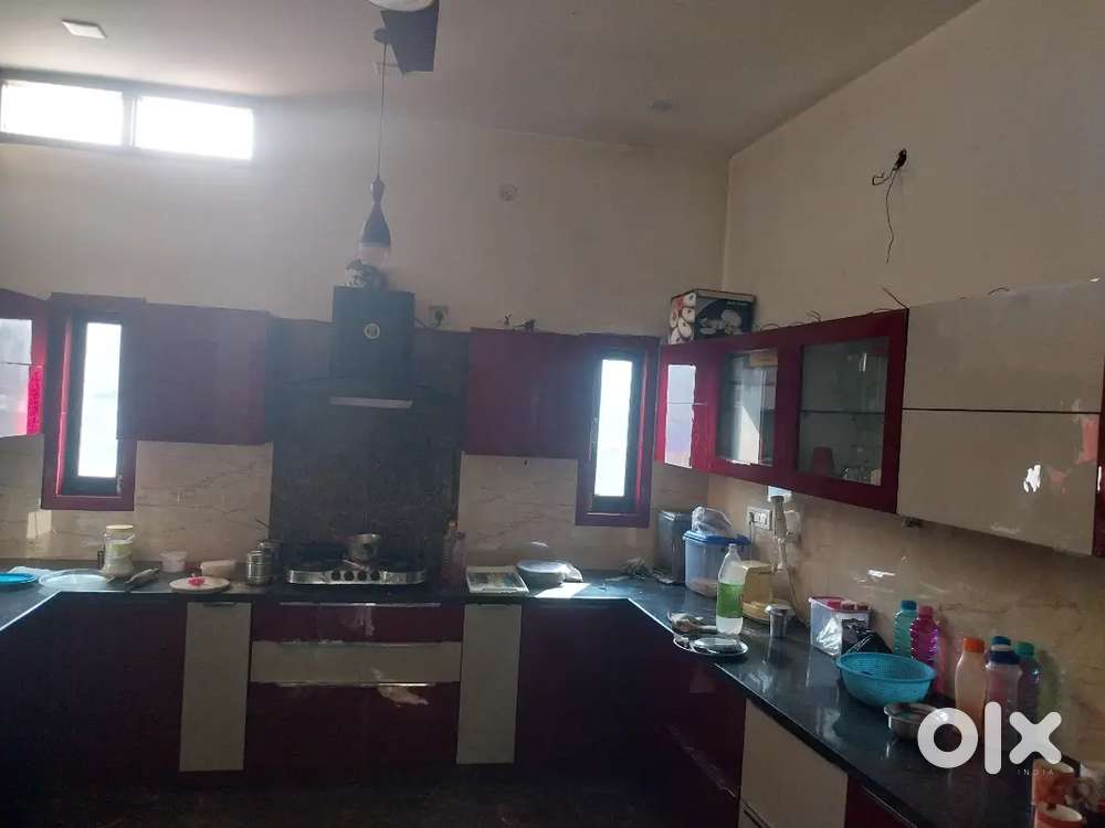 Ghar de kaam layi ladies di load hai