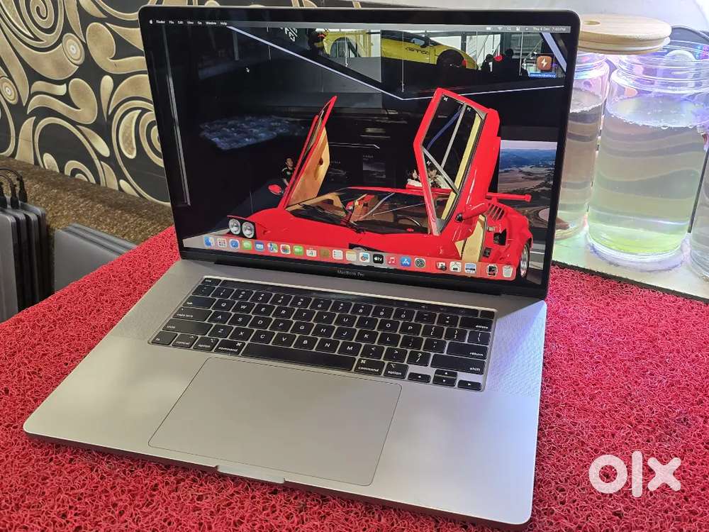 Apple Macbook Pro 2021 i7 16gb 512gb 5.5gb Graphics 16inch Retina