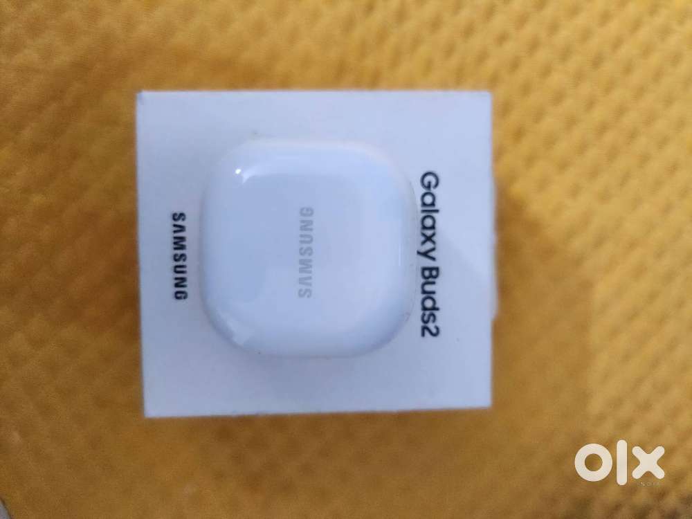 Samsung earbuds