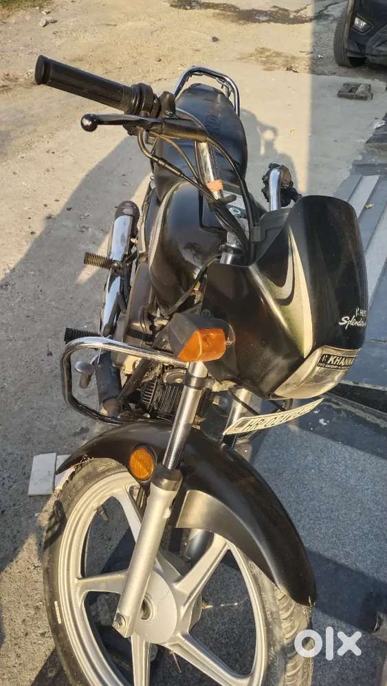 Good condition singal hand