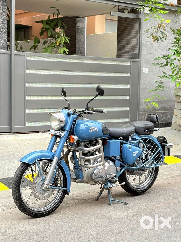 Royal enfield classic 500cc 2017 dec model for immediate sale..