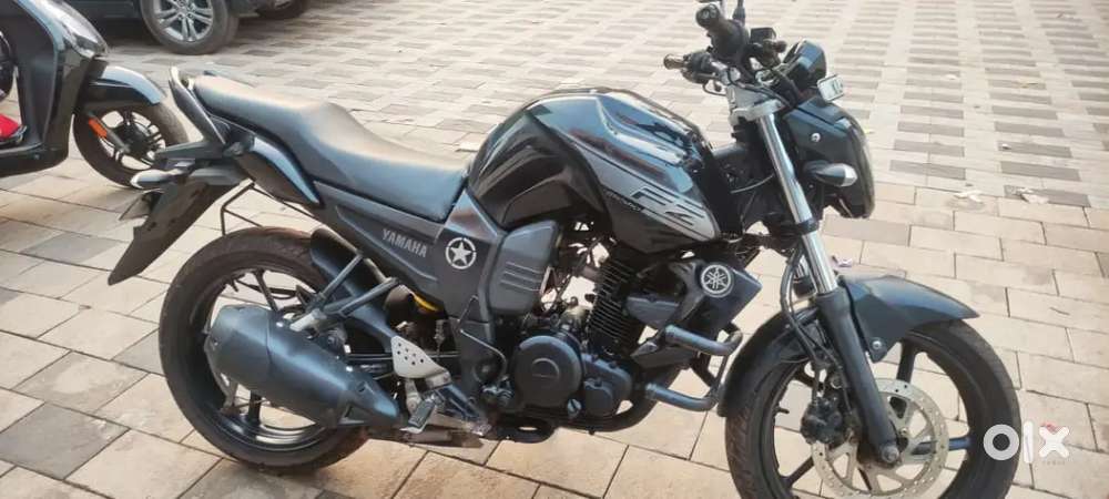 Yamaha fz 16 black neet condition