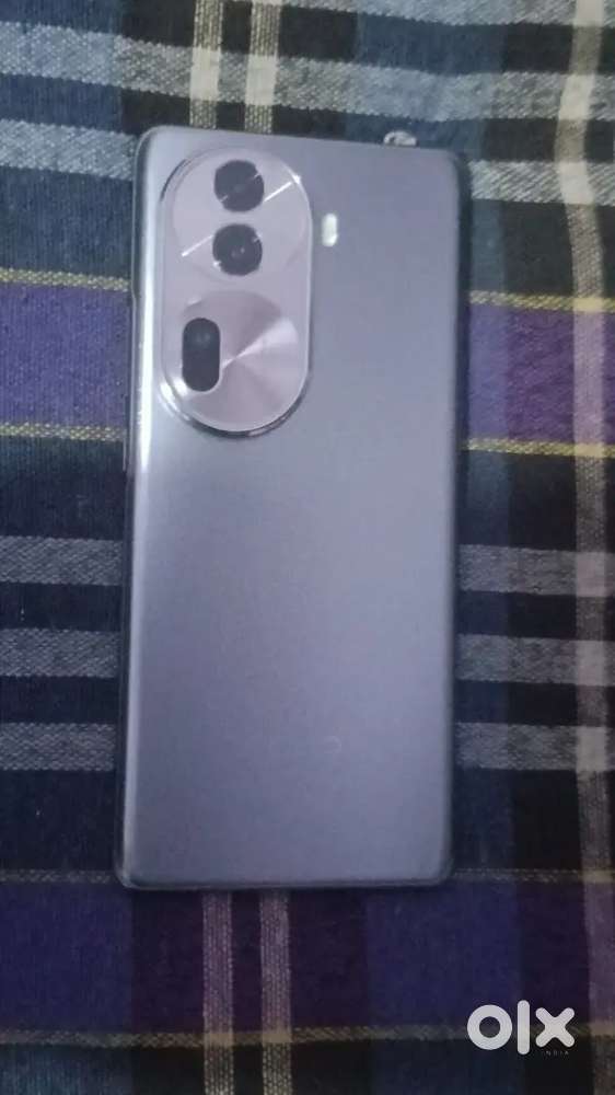 Oppo reno11 pro plus