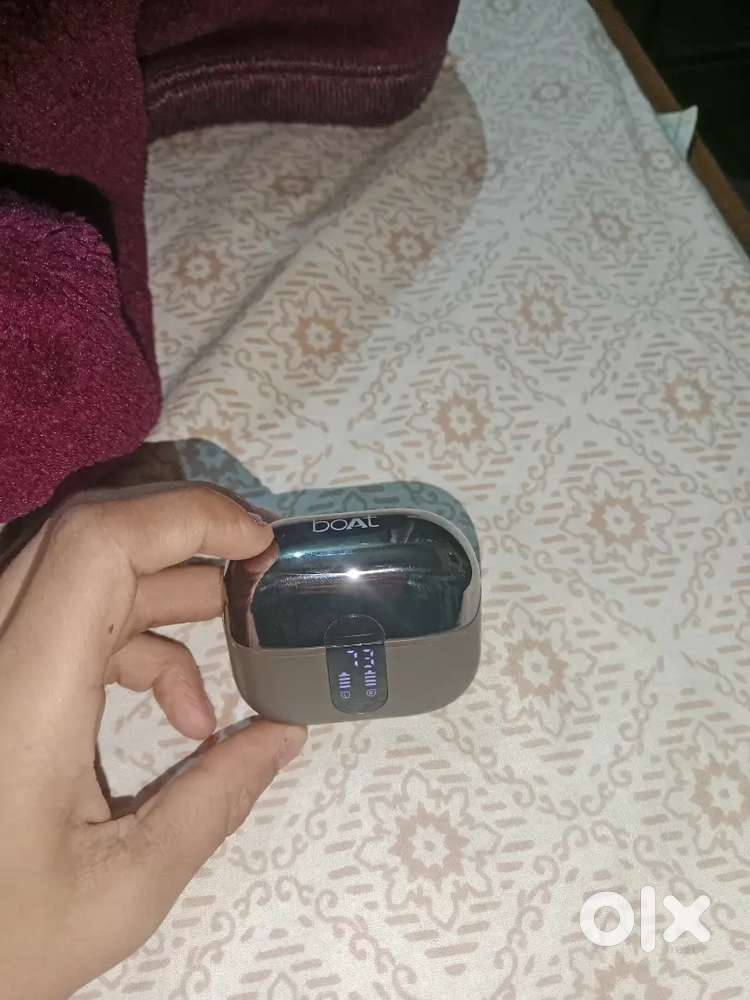 Boat Airdopes 181 pro at ₹2500