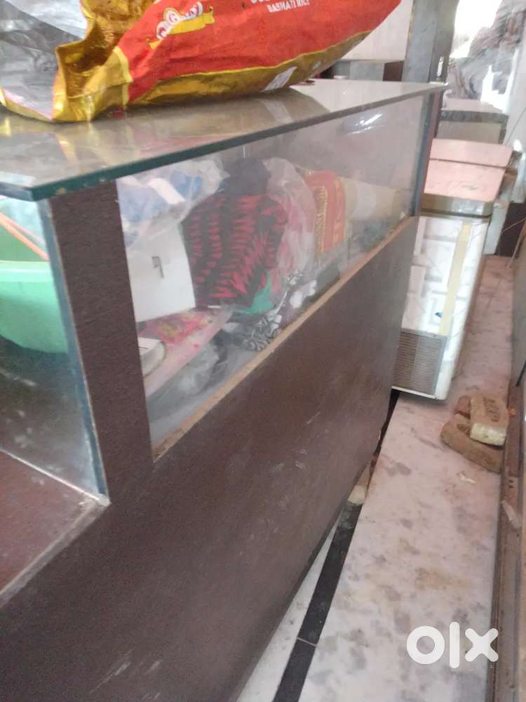 Shope counter