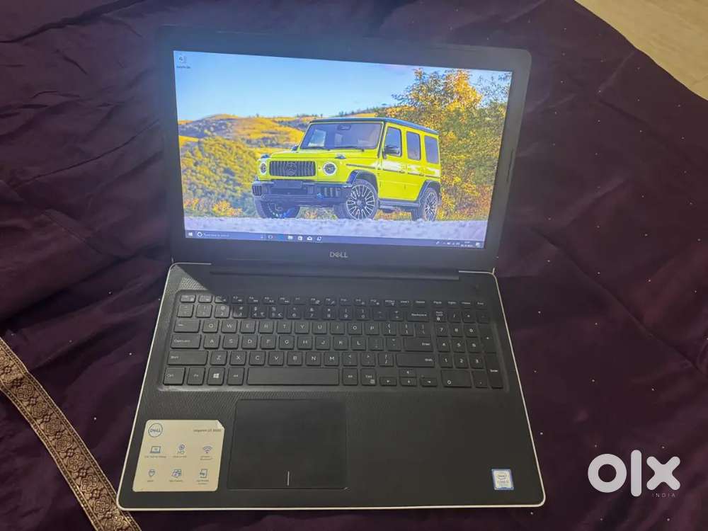 Dell inspiron Core i3 processor laptop 8gbram 1tb storage Intel grapix