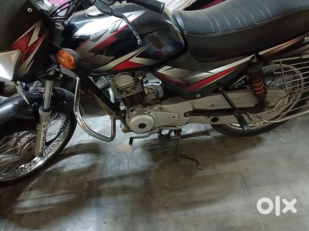 Bajaj ct100 2015