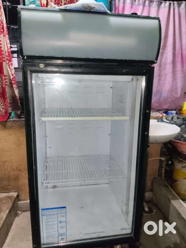 Cool drink fdrifge good condition