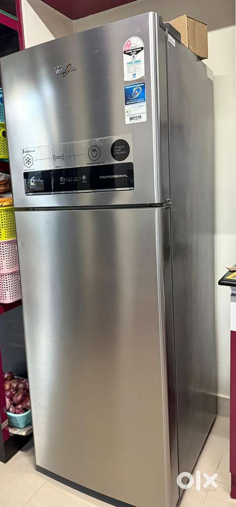 Whirlpool 340L double door refrigerator is for sale
