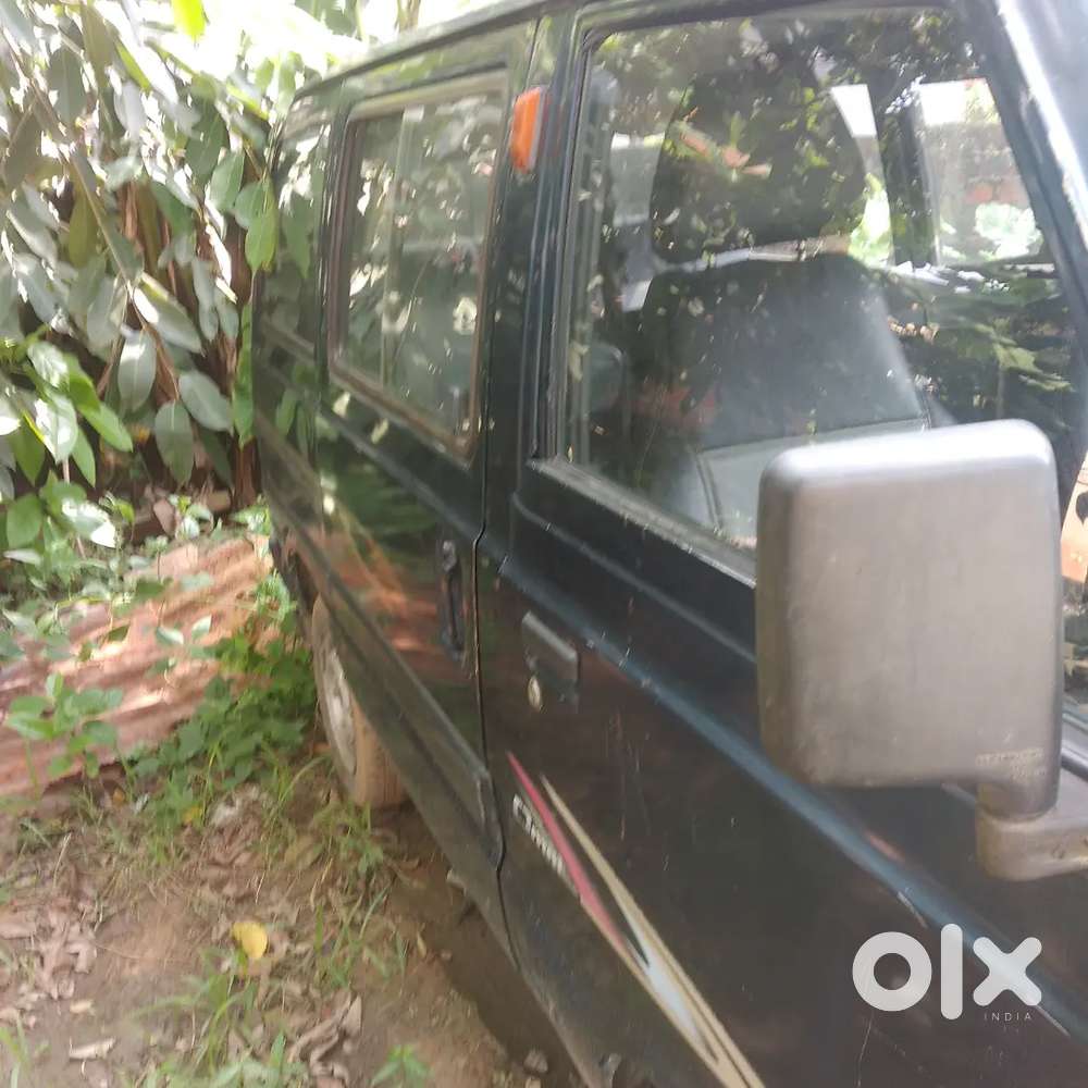 Maruti Suzuki Omni 2011 Petrol