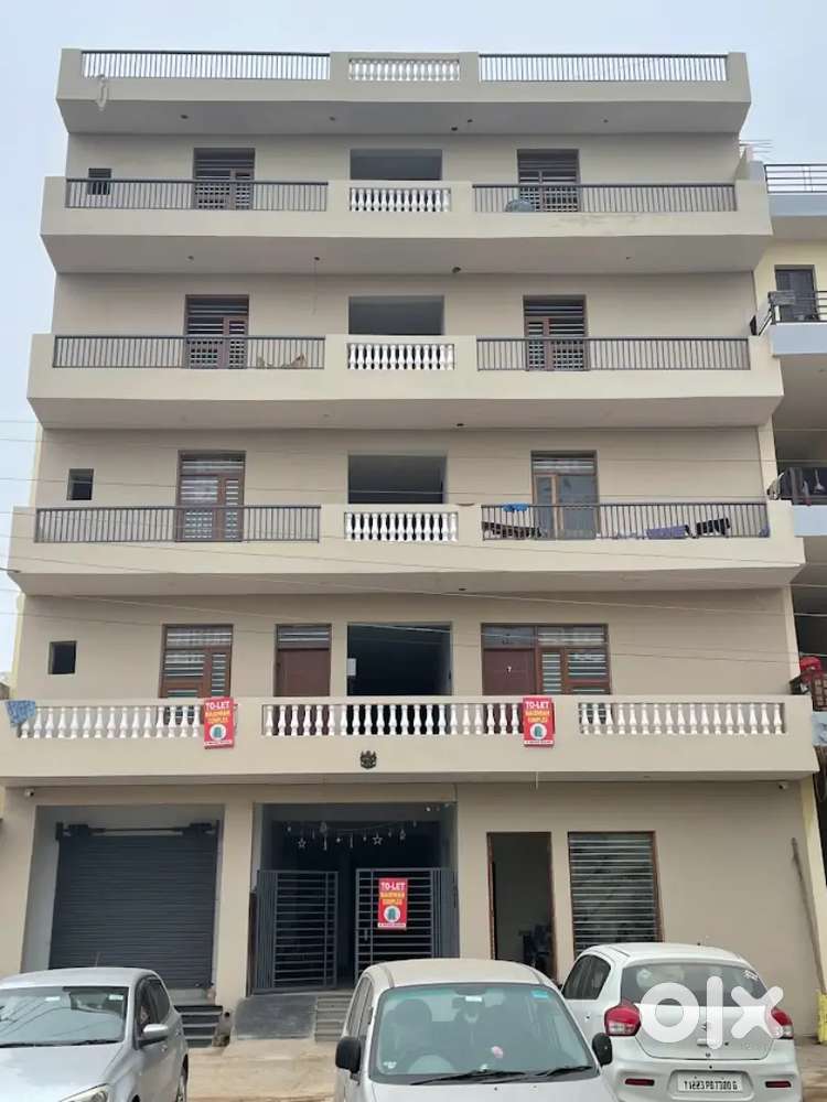 TO-LET ROOMS