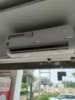 LG INVERTER AC 1ton