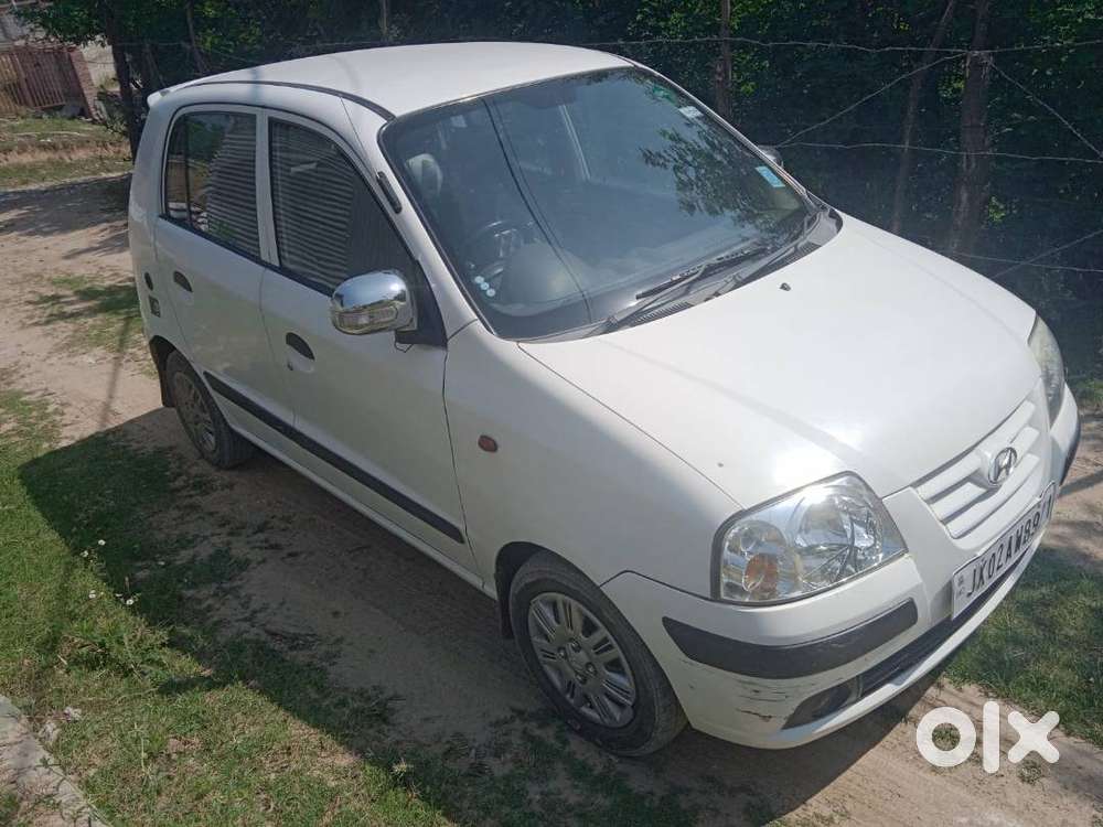 Female Driven Santro Xing Fully Functional LPG Car